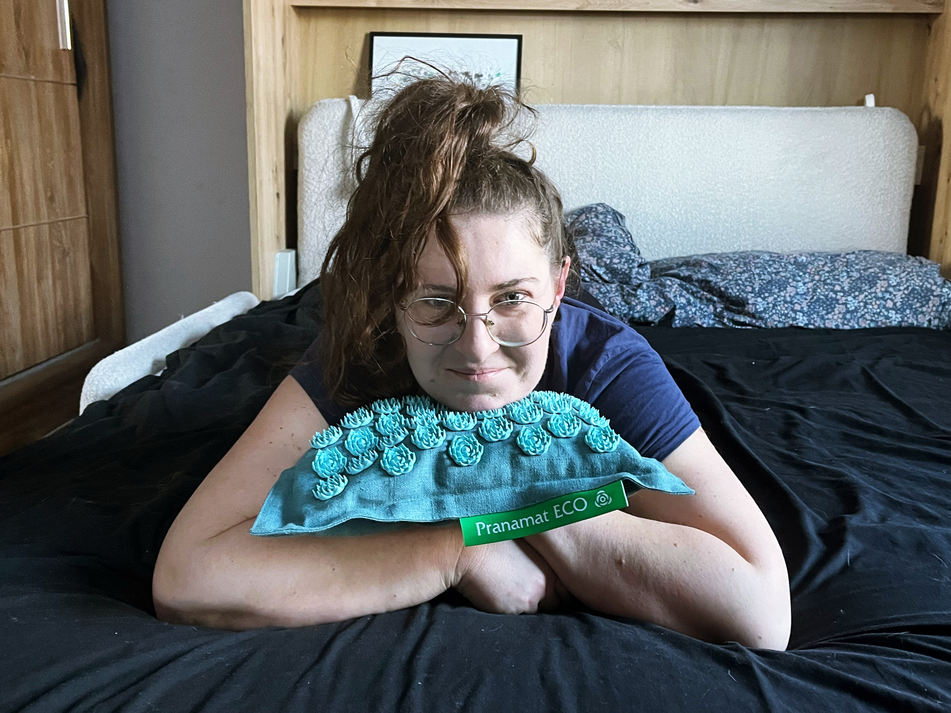 Czemu bolały mnie plecy i jak mata Pranamat ECO pomogła mi zwalczyć ból?